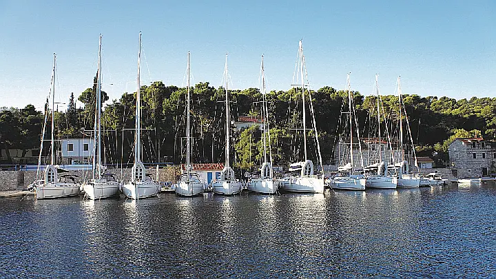 Lagoon 42 - Marina Rogač - sailboats (photo taken 2019)