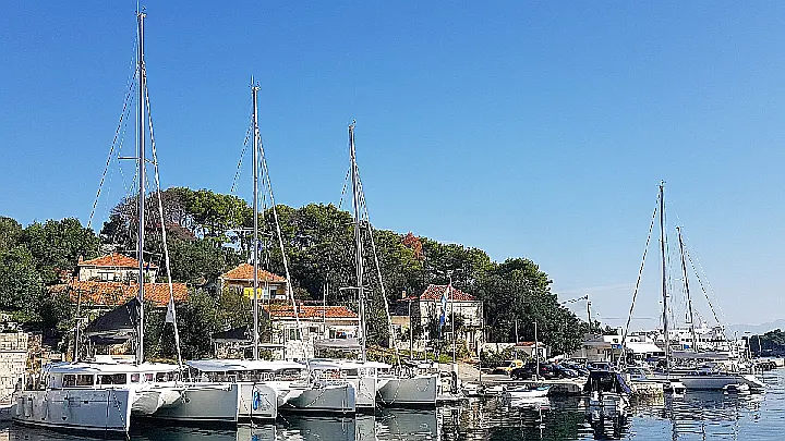 Oceanis 50 Family - Marina Rogač - catamarans (photo taken 2019)