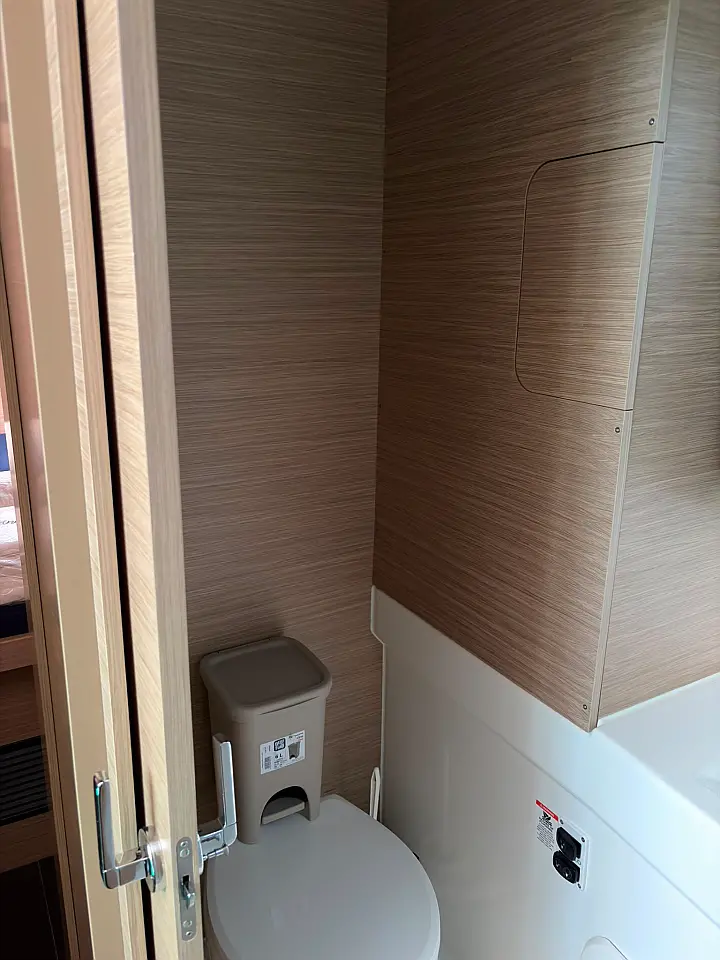 Lagoon 38 - 