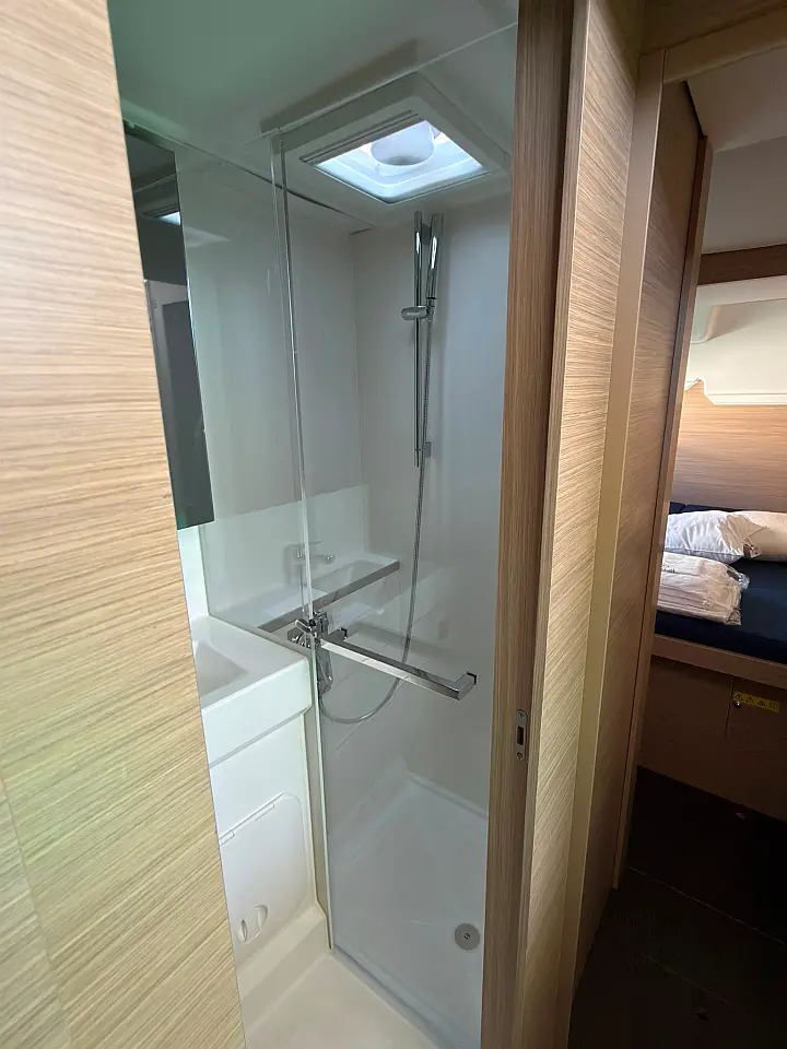 Lagoon 38 - 