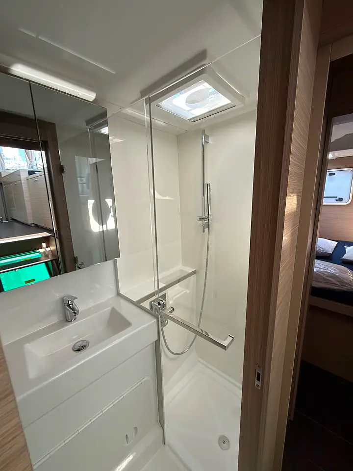 Lagoon 38 - 