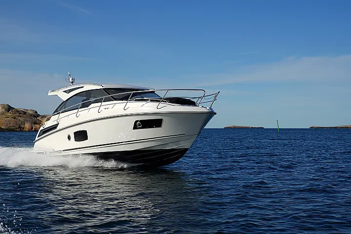 Grandezza 34 OC - boat