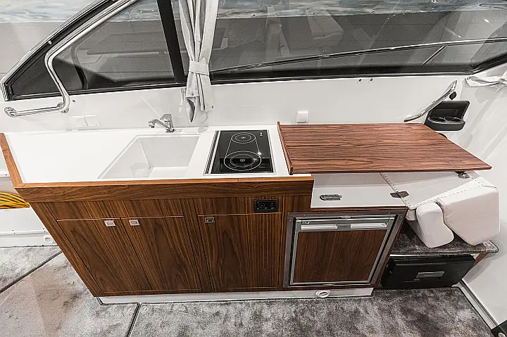 Grandezza 34 OC - extended kitchen