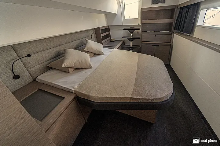 Aura 51 - 