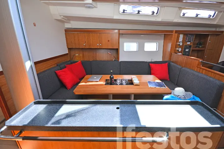 Hanse 575 AC & GEN - 