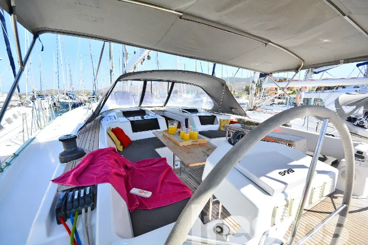 Hanse 575 AC & GEN - 