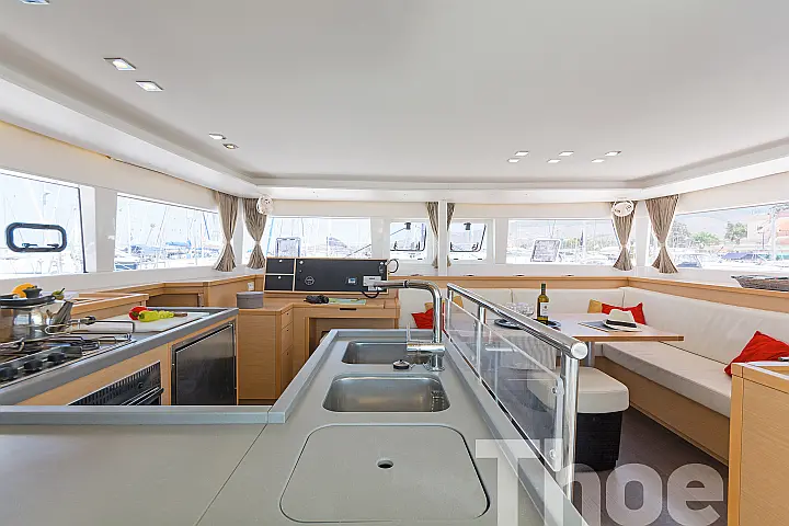 Lagoon 450 Fly A/C & GEN - 