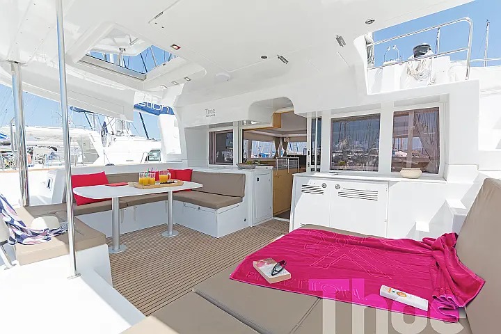 Lagoon 450 Fly A/C & GEN - 