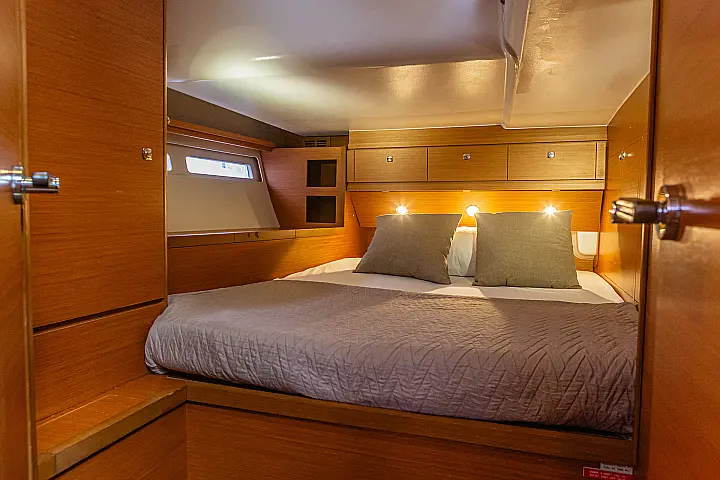 Dufour 56 Exclusive 250 L - 