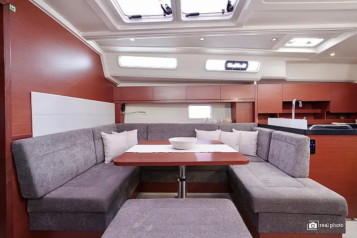 Hanse 458 - 