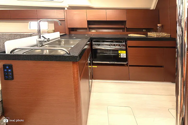 Hanse 458 - 