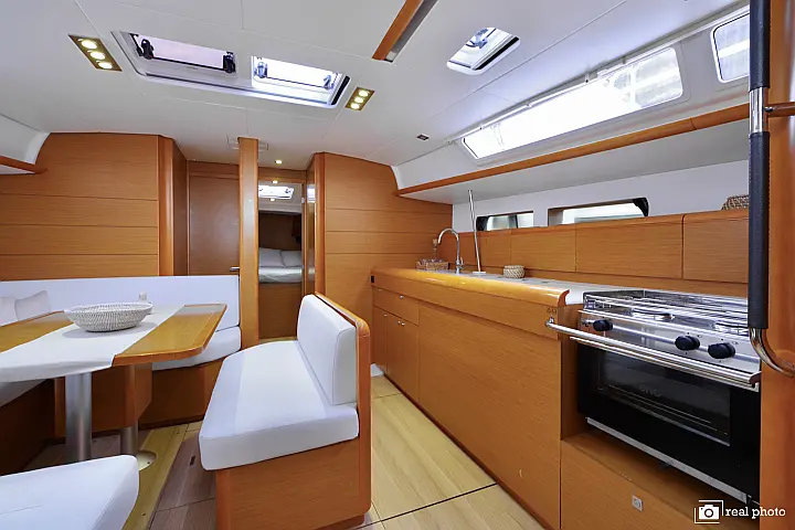 Sun Odyssey 469 - 