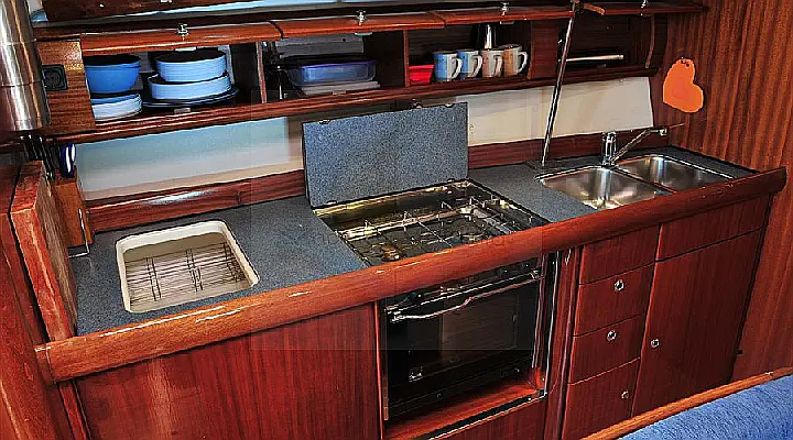 Bavaria 38 -  Kitchen -September 2014