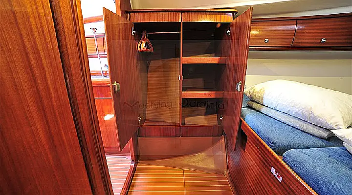 Bavaria 38 -  Front Cabin - June 2014