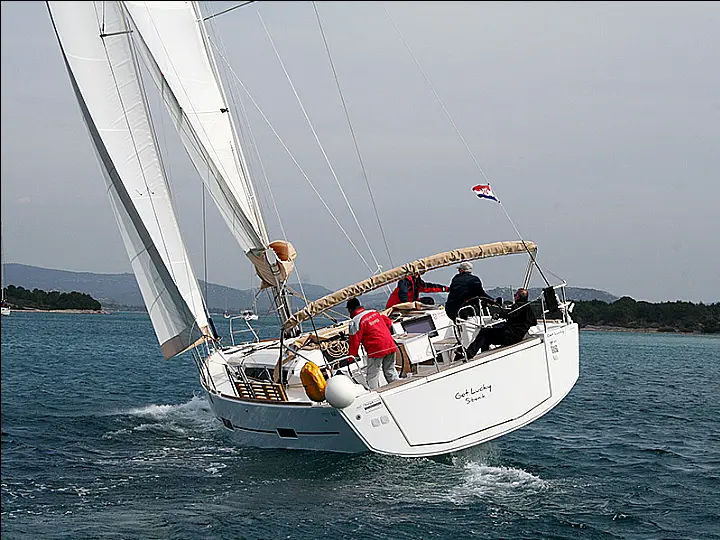 Dufour 460  - Dufour 460 sailing