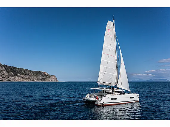 Lucia 40