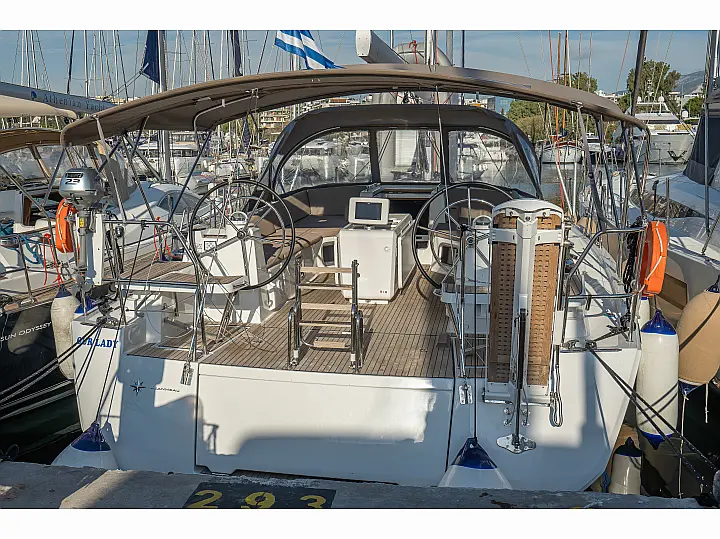 Jeanneau 54 - External image