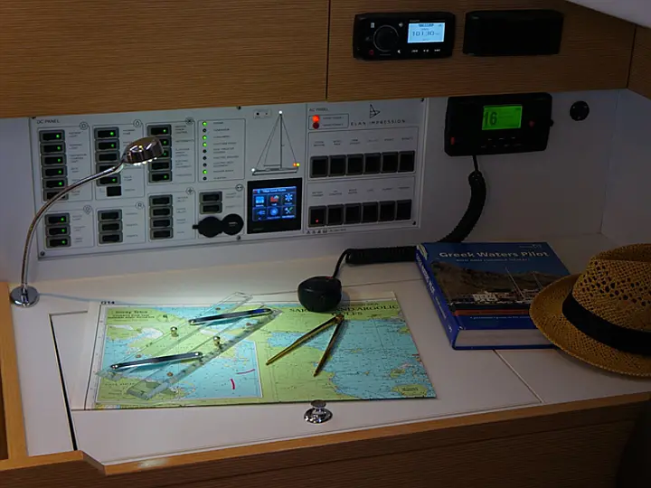 Elan 50 Impression - interior