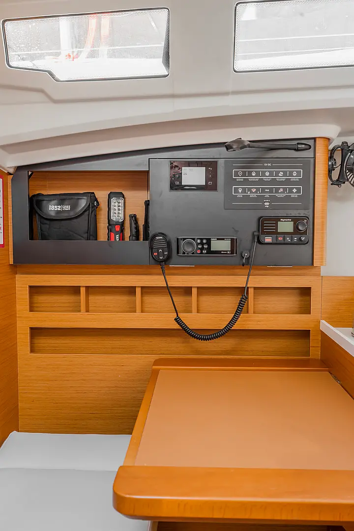 Sun Odyssey 410 - 