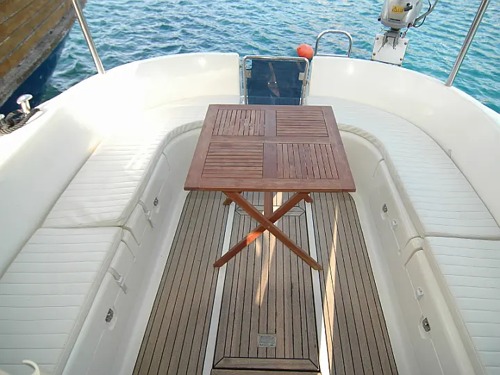 Adria 1002 - exterior