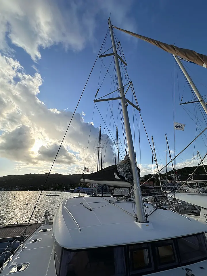 Lagoon 400 S2  - Sail