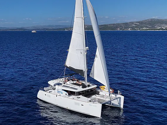 Lagoon 450 F