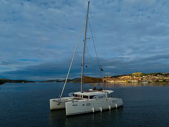 Lagoon 450