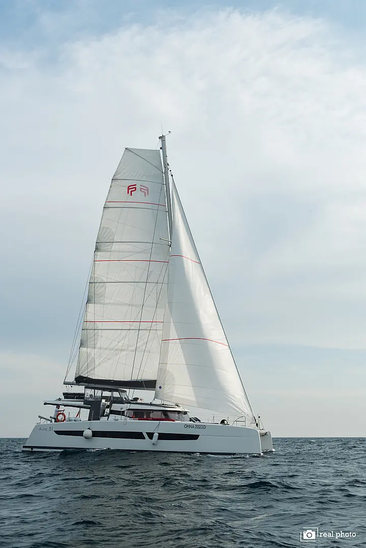 Aura 51 - 